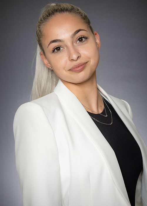 Adriana-Copos